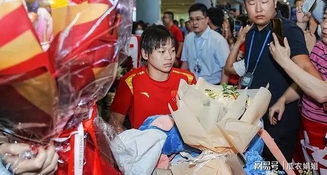 龙华体教融合结硕果,15岁小将孙心然登顶世界第一