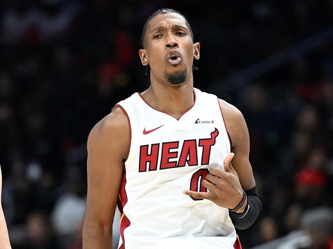 NBA时代双雄两种归宿：38岁库里一人一城，41岁詹姆斯四海逐梦