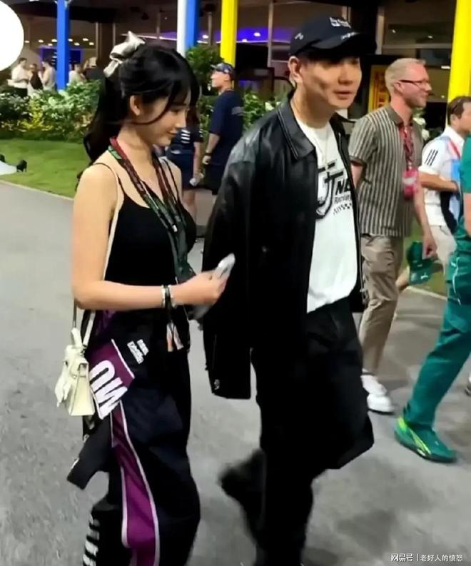 魔术首轮出局后完成换帅