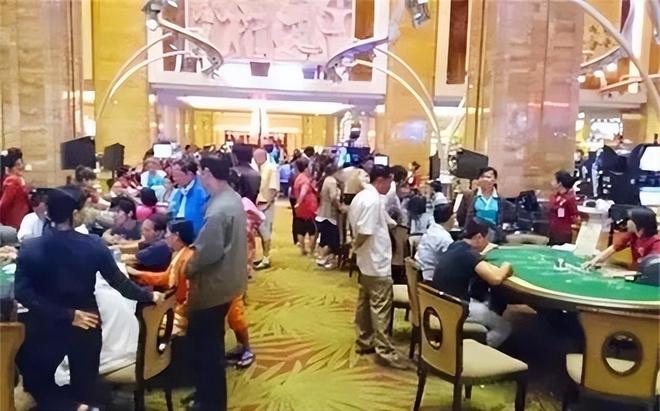 白酒立大功?医生发现:经常喝白酒的老人,或有7个健康益处