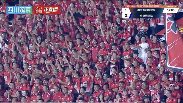 98年法国队本土夺冠幕后:被骂保守的首发,藏着多少冷门细节?