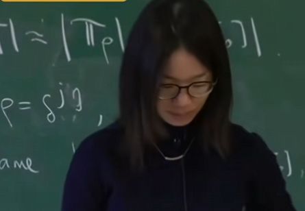 被注射不明物、三年没来例假、耳朵失聪长霉,为何没一人为她说话