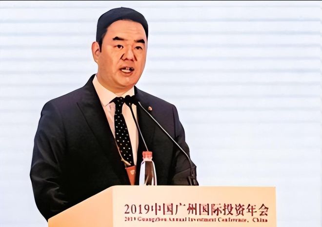 范志毅果然没说错!人民日报点评董路,犀利言论直击球迷心声