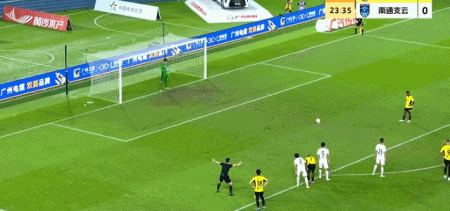 费兰vs佛得角数据：4次射门1次射正，8次地面对抗0次成功