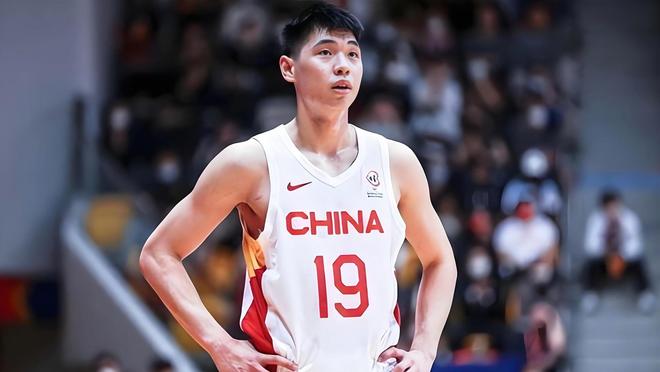 东北超|燃!沈阳VS延边,赛前全场唱响《大中国》!