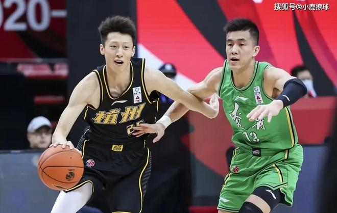 正式确认！31岁中国男篮老将担任国家队长，球迷：他有号召力