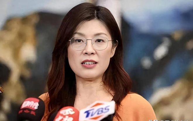 谢莱莱+石炎有点坑？津门虎挨打就要立正！国安拒绝被双杀，基莱斯PK张玉宁
