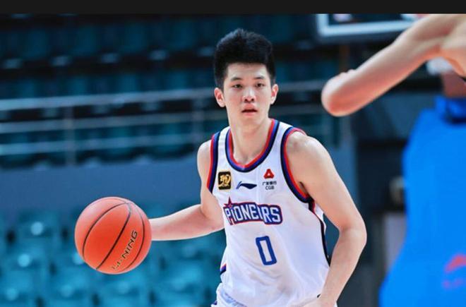吾米提江没有蒋光太帮衬就不行？本轮曾因此丢球，未来急需改进