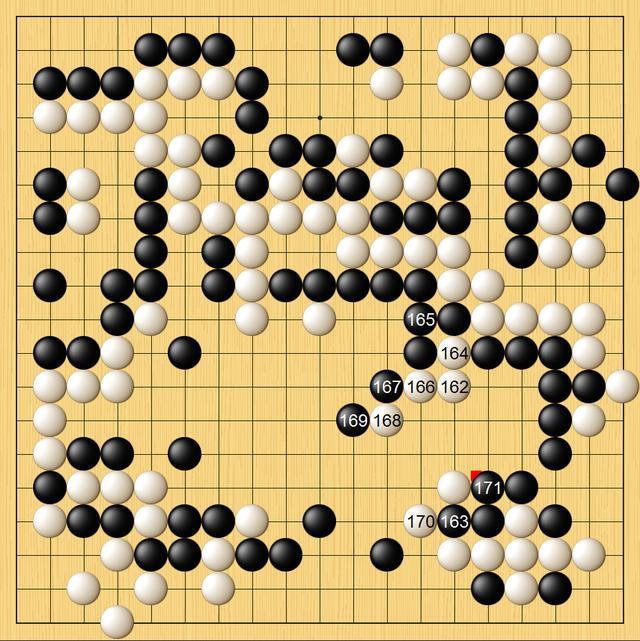 沃什发表鹰派讲话,金价大跌